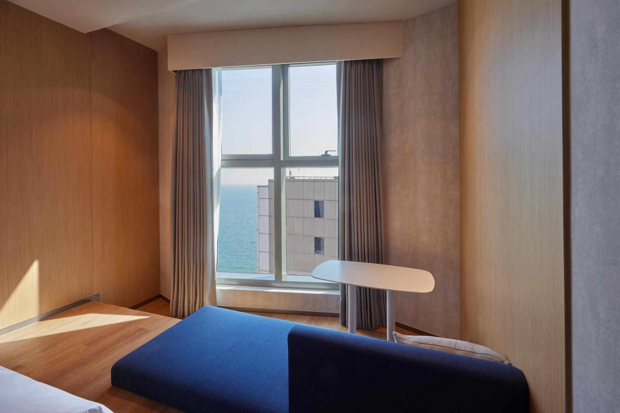 L7 Haeundae By Lotte Hotel Пусан Екстериор снимка